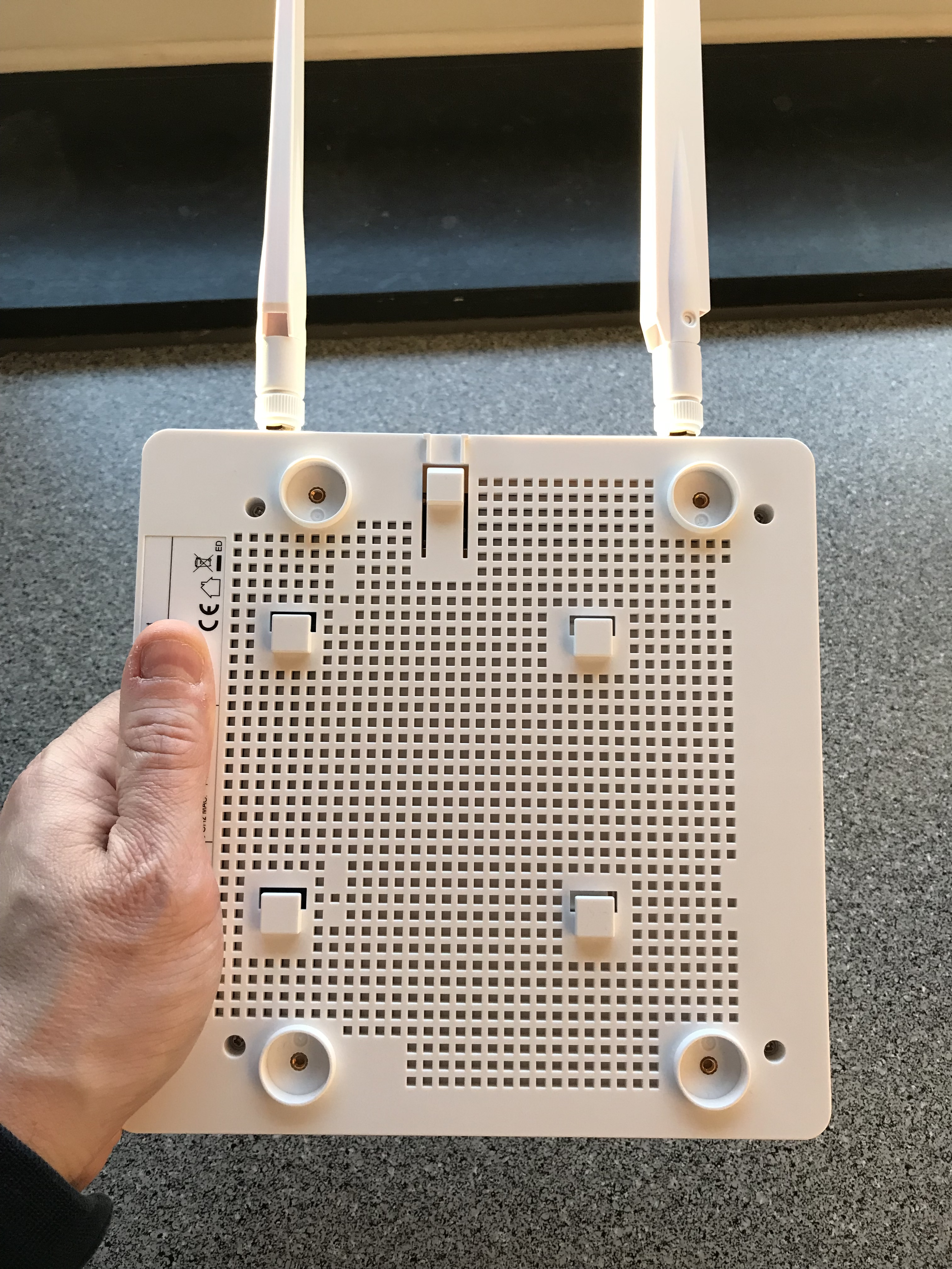 devolo WiFi pro 1200e - Rueckseite