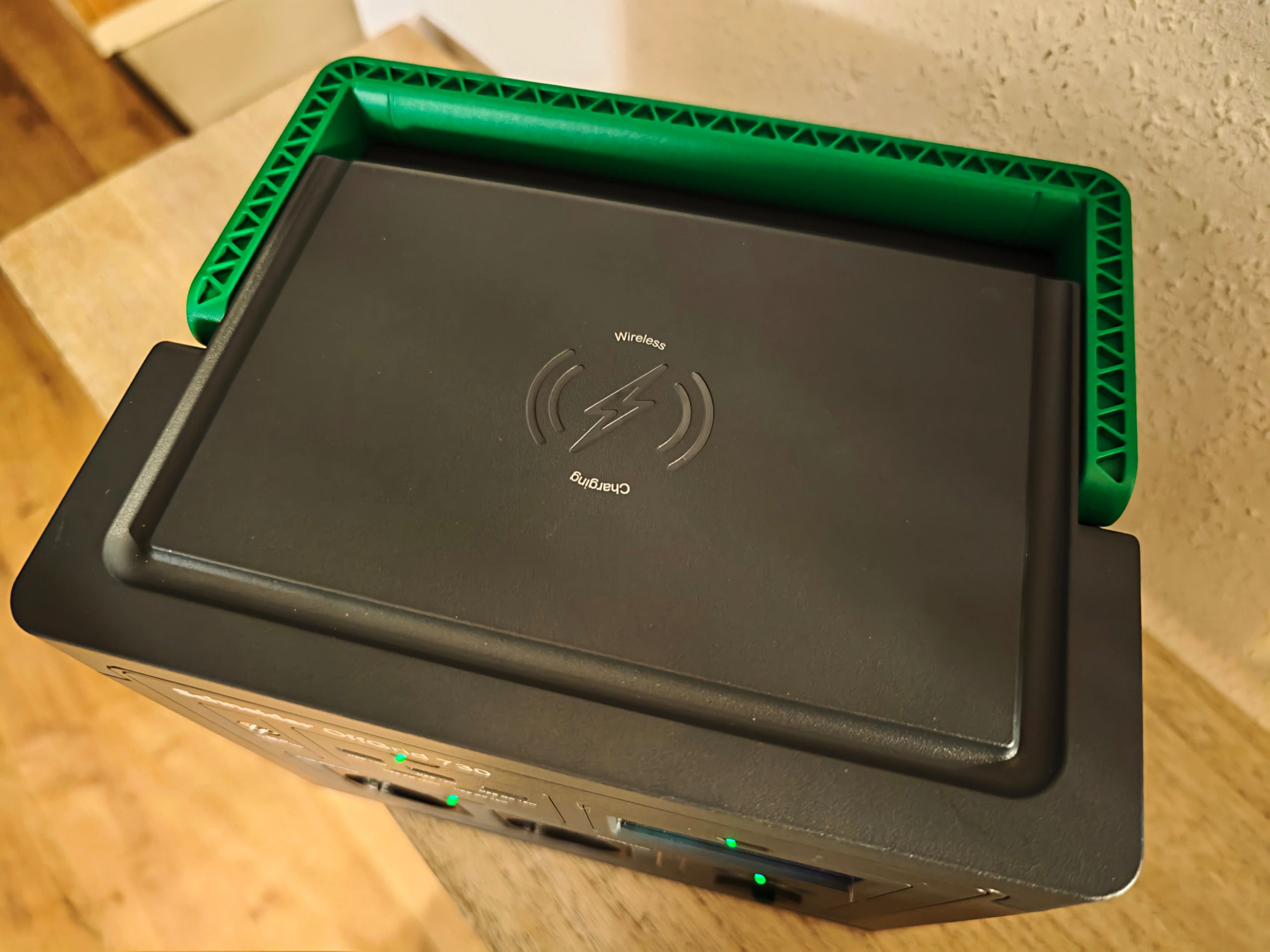 Schneider OffGrid Ladestation