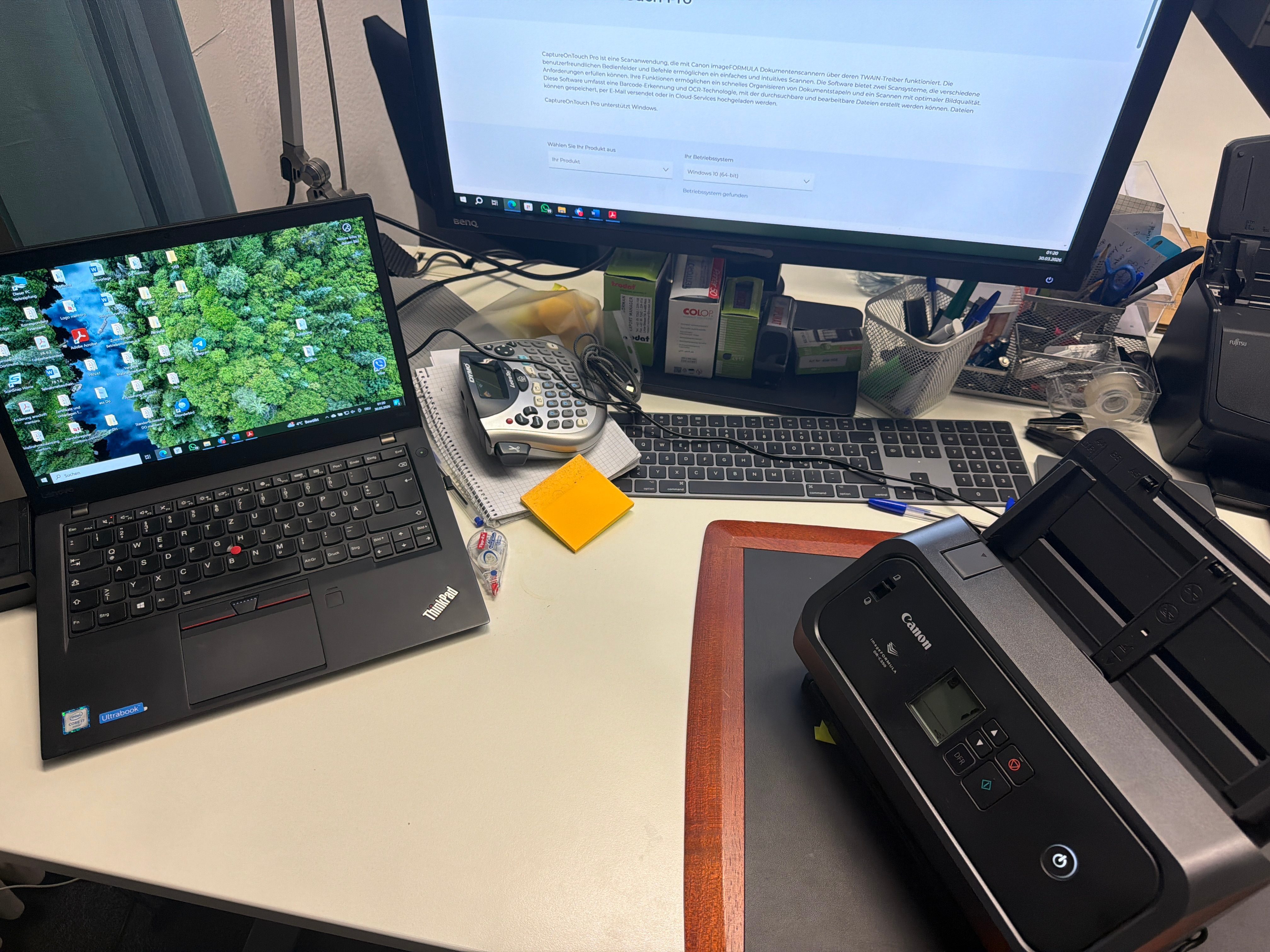 Canon imageFORMULA DR-C350 Dokumentenscanner im Betrieb