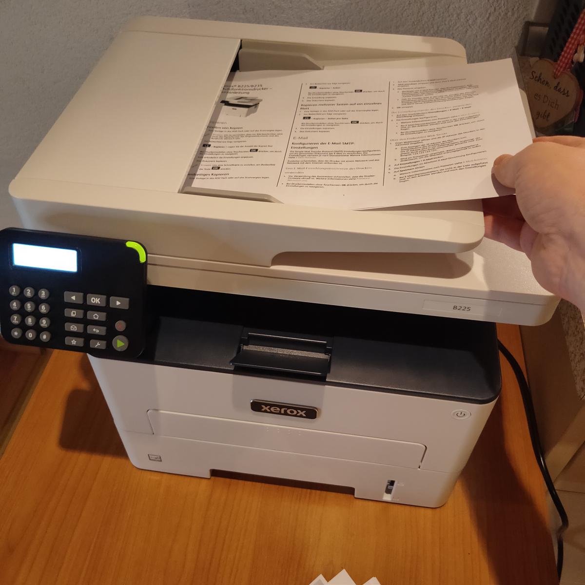 Einzug am Xerox B225V-DNI