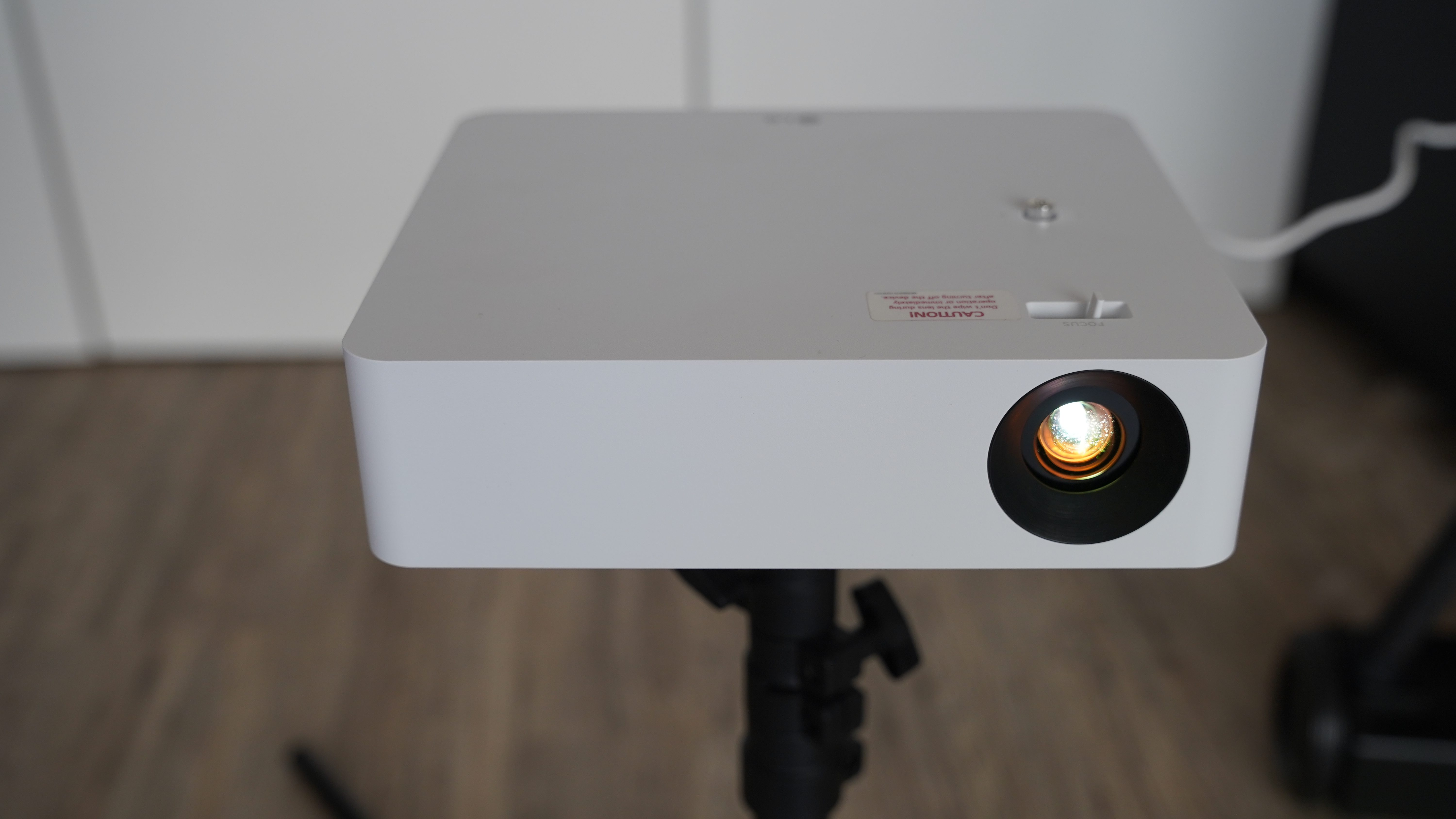 LG PF610 P von vorne